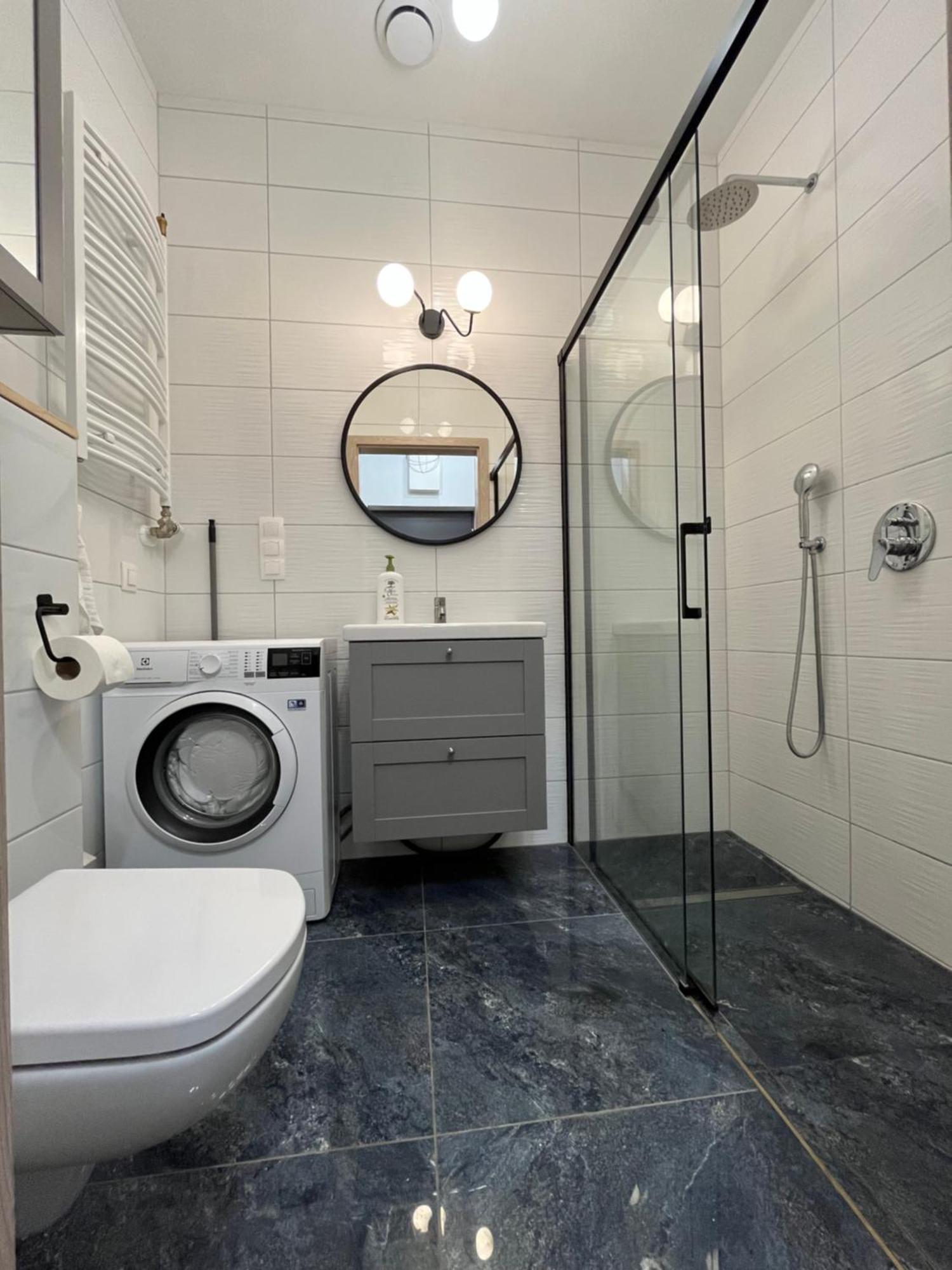 Feelhome Apartment With Kitchen Krakow Ngoại thất bức ảnh